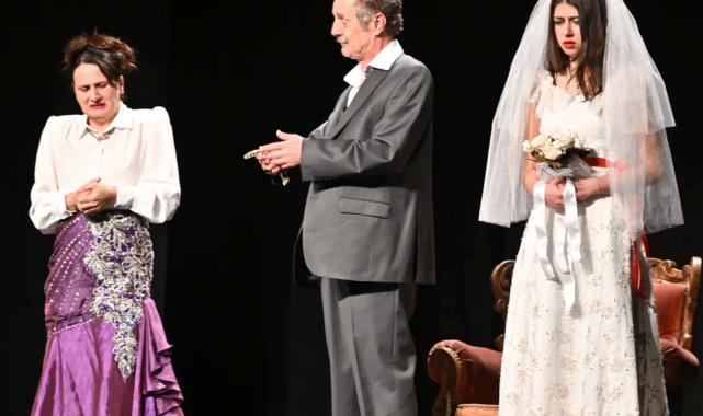 Manisa’da Evcilik Oyunu ilk kez seyirci ile buluştu