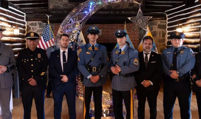 New Jersey Eyalet Polisi, ‘Hilal Aydınlatma Töreni’ne katıldı
