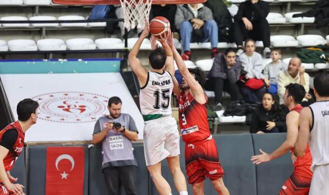 Sakarya’nın dev adamları tur için parkeye çıkıyor