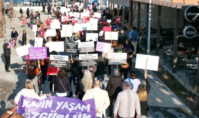 Türkiye’de ilk oldu… Güzelbahçe’de ‘tersine yürüyüş’ yapıldı