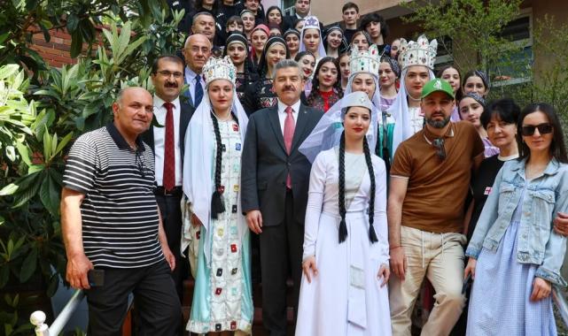 Artvin Valisi Ergün, dost ve kardeş ülke Gürcistan’ın çocuklarını unutmadı