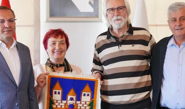 Ayvalık Belediye Başkanı Ergin, Sjenica’lı konukları ağırladı