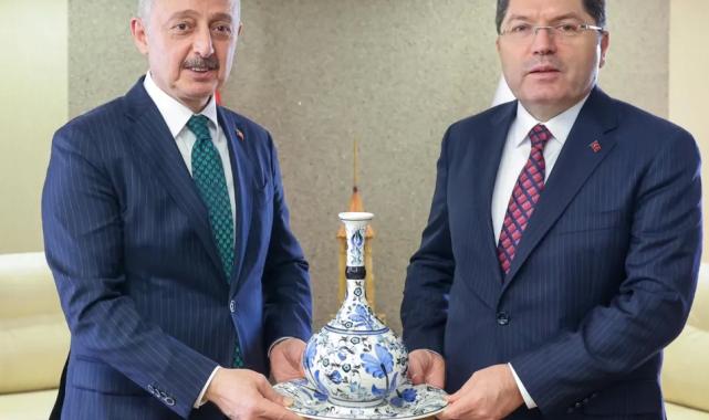 Bakan Tunç’tan Kocaeli’den Başkan Büyükakın’a ziyaret