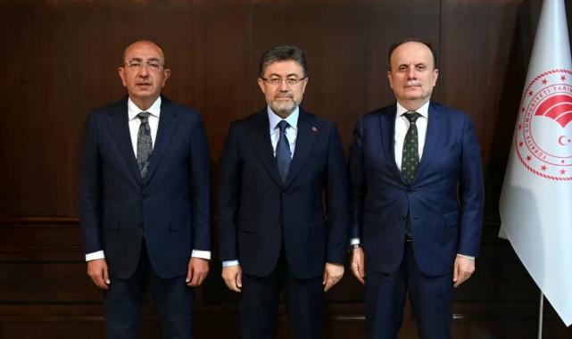 Bakan Yumaklı’dan Konya Meram’ın tarım politikalarına tam not