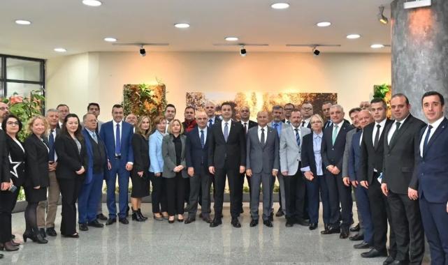 Balıkesir’de Başkan Akın’dan A takımına teşekkür