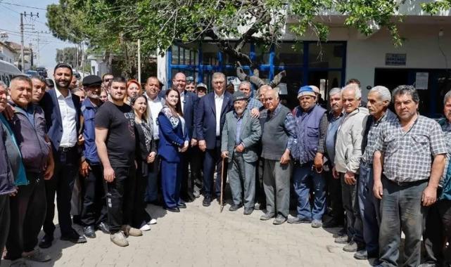 Başkan Tugay Menderes’in köylerinde üreticilerle buluştu