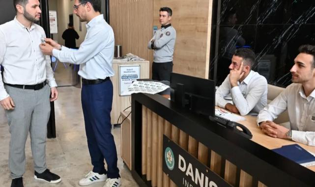 Başkan Zeyrek: Şiddetin değil minnetin konuşulduğu Türkiye istiyoruz