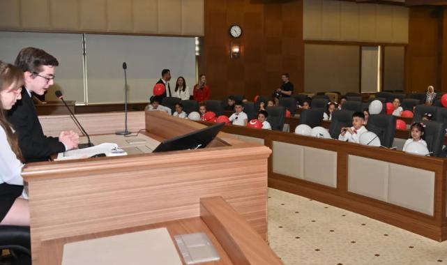 Bursa Büyükşehir Meclisi’nde söz çocukların… Bursa hayallerini paylaştılar