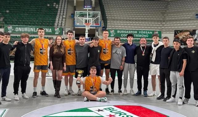 Bursa şampiyonu Eğitim Kalesi!