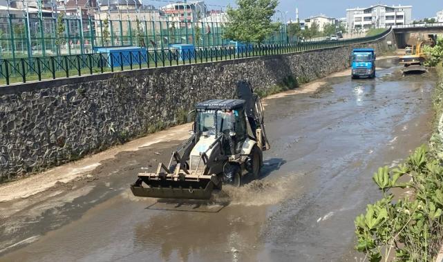 Bursa’da Mandıras Deresi’nde yaz temizliği
