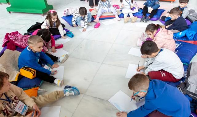 Bursa’da ‘Resimlerden Resim Beğen’diler