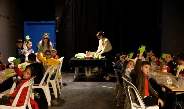 Dünya Tiyatro Günü Kocaeli’de kutlandı