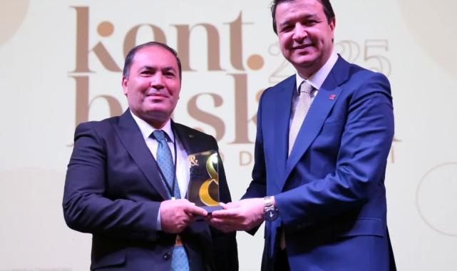 Gemlik Belediyesi’nin ‘Patili Canlar’ı ödül getirdi