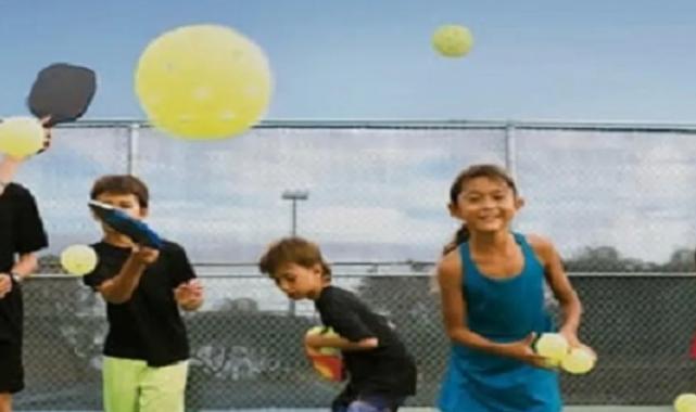 İzmir Bostanlıspor’da Pickleball heyecanı