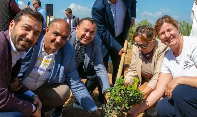 İzmir Güzelbahçe’de sakız ağaçları büyüyecek
