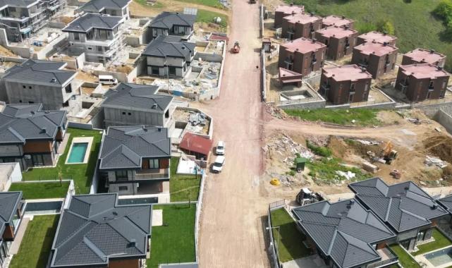 İzmit Belediyesi’nden yol iyileştirme çalışması