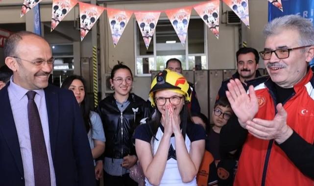 Kayseri itfaiyesinden Aleyna’ya ‘özel’ kutlama