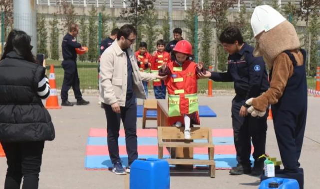 Kocaeli’de geleceğin mühendisleri buluştu