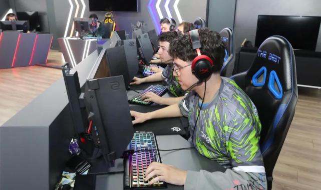 Konya’da e-spor rüzgarı esti