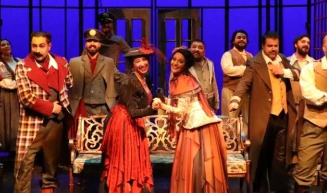 Konya’da “Müfettiş” oyunu sahnelendi