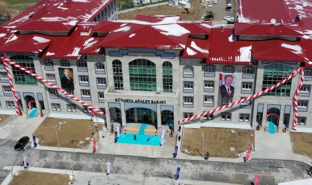 Kütahya’ya modern Adalet Binası… Açılışı Bakan Tunç yaptı