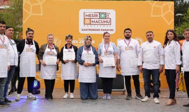 Manisa’da mesir macunu yemekler yarıştı