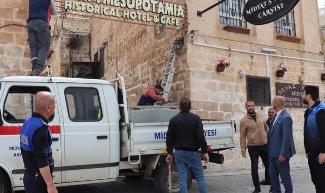 Mardin Midyat’ta tarihi dokuyu korunuyor