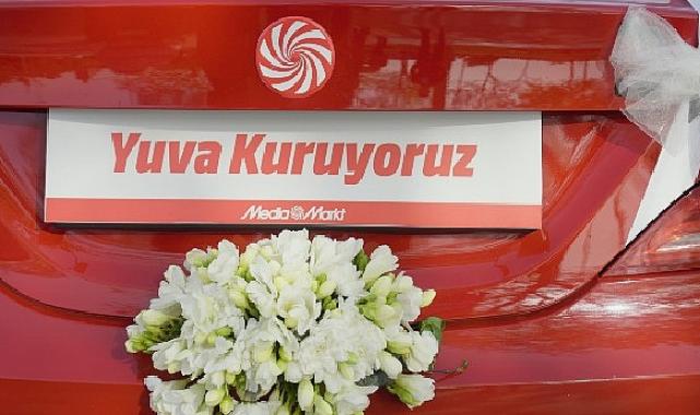 MediaMarkt Türkiye’nin ‘Gelin’ Arabası büyük ilgi gördü!