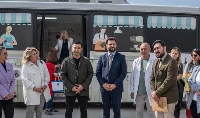 Mobil Barista Otobüsü Kuşadası’nda da gençlere ulaştı