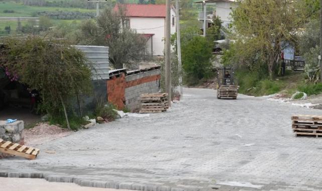 Muğla Dalaman’da Başkan Durmuş, parke çalışmalarını inceledi