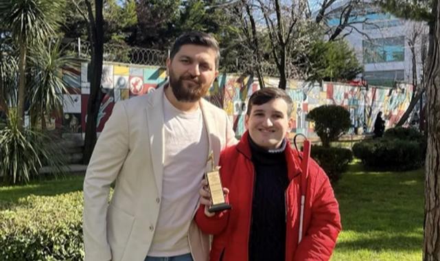 Ödül almaya engel yok!