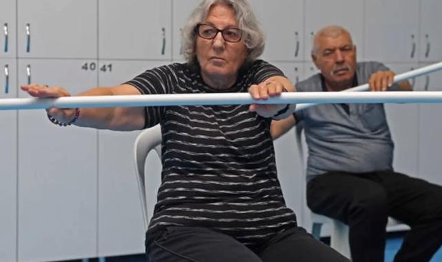 Parkinson hastaları sporla hayata bağlanıyor