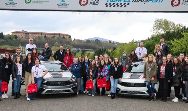 Şampiyon pilotlar, 30 kadın Co-Pilotu pistlere hazırladı