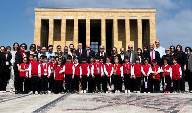 TEGV çocukları Ata’nın huzurunda