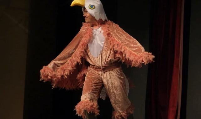 Tiyatronun coşkusu Bursa’yı sardı