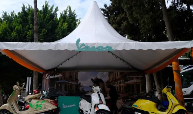 Vespa, Uluslararası Adana Portakal Çiçeği Karnavalı’nda özgürlüğe sürüyor