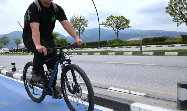 Yenilenen bisiklet yolu öğrencilerden tam not aldı