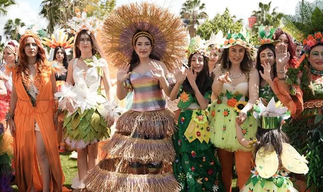 Yüz binlerce insan Türkiye’nin tek karnavalı için Adana’da buluştu