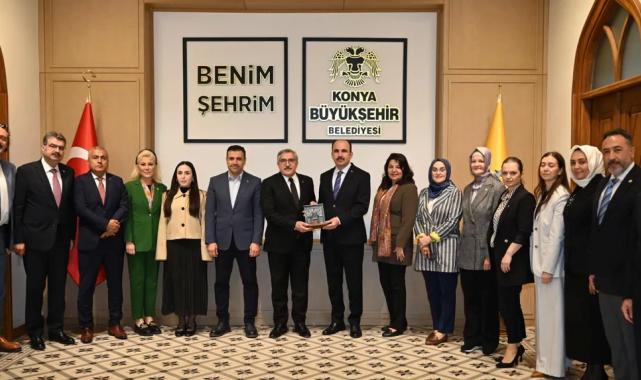 Ak Parti Genel Başkan Yardımcısı Yayman Başkan Altay’ı ziyaret etti