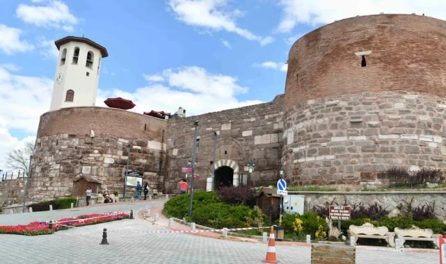Ankara Kalesi çelik gibi oldu
