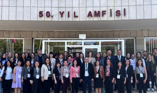 Ankara’da “Ankara Çocuk Acil Ve Çocuk Yoğun Bakım Hemşireliği Sempozyumu” gerçekleştirildi