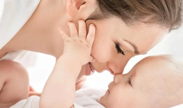 Anne bebek bağı bebeğin dünyasını şekillendiriyor