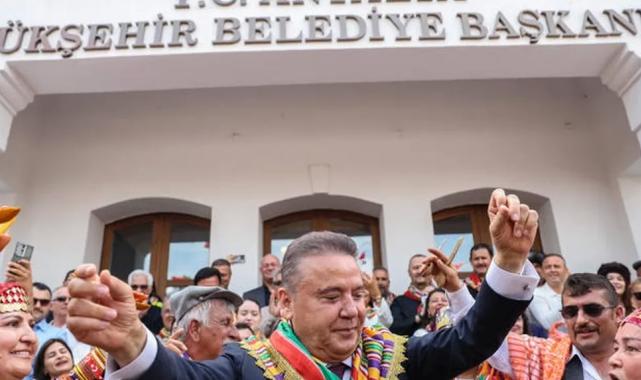 Antalya sokakları Yörük göçüyle şenlendi