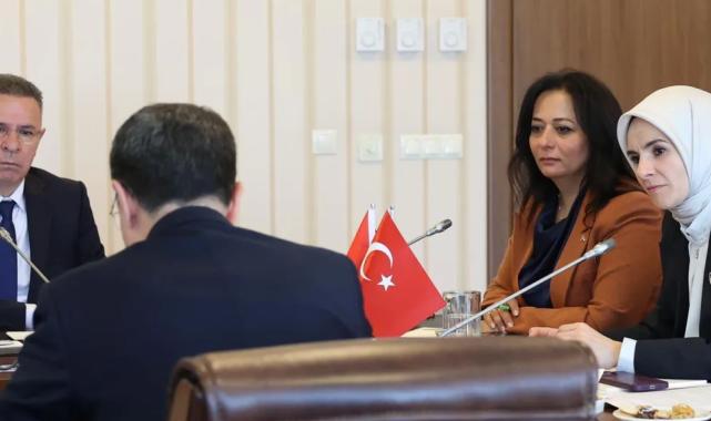 Bakan Göktaş’tan yoğun “aile diplomasisi”