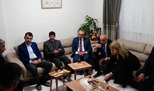 Bakan Kurum Malatya’da köy evine konuk oldu