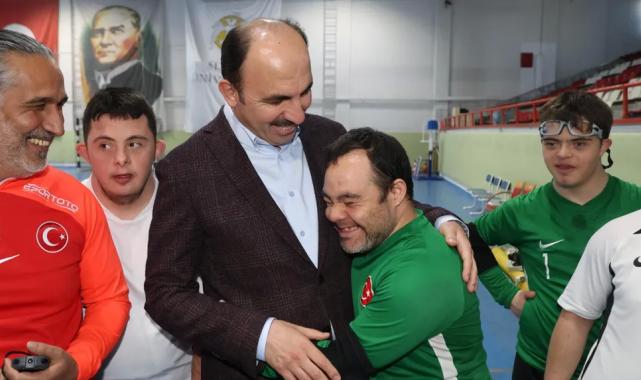 Başkan Altya: Engelleri birlikte aşıyoruz