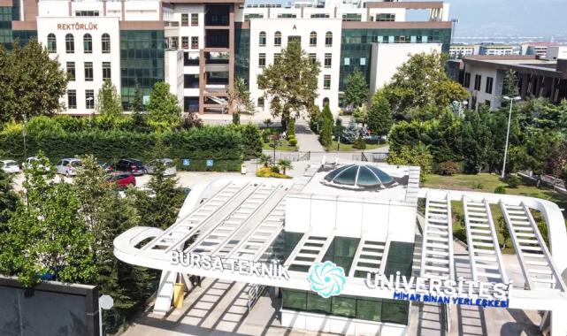 BTÜ Türkiye’nin en hızlı yükselen ikinci üniversitesi oldu