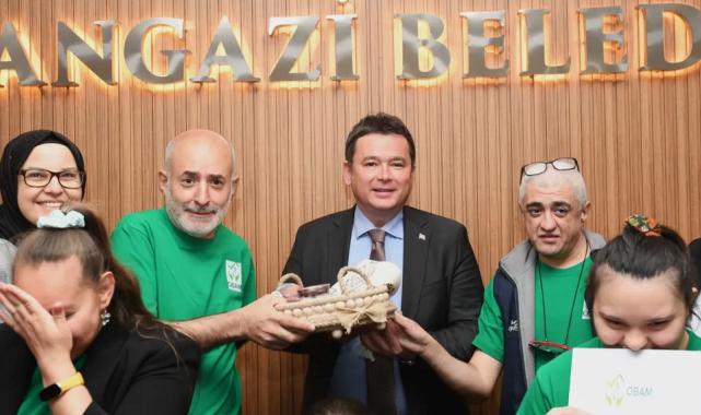 Bursa Osmangazi’de engelli bireyler sordu Başkan Aydın cevapladı