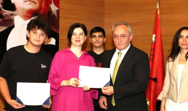 Bursa, Yeşilay münazara turnuvasında zirvede!