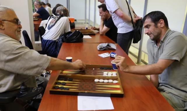 Bursa’da zarlar eşitlik için atıldı